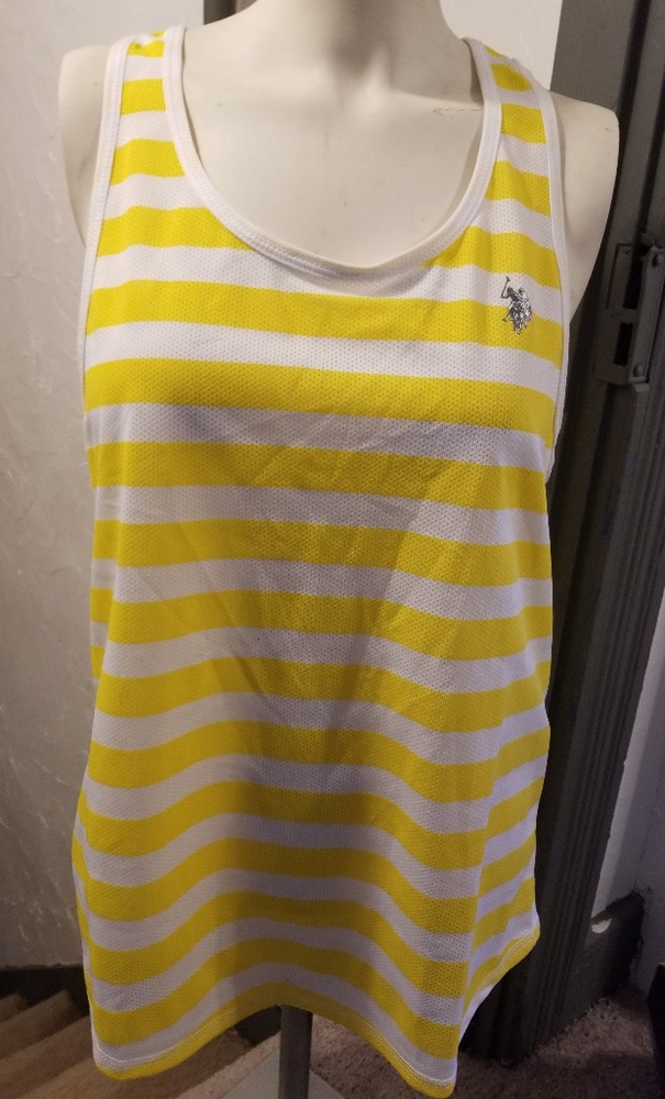 Womans Active wear Tank top size Large Nwt